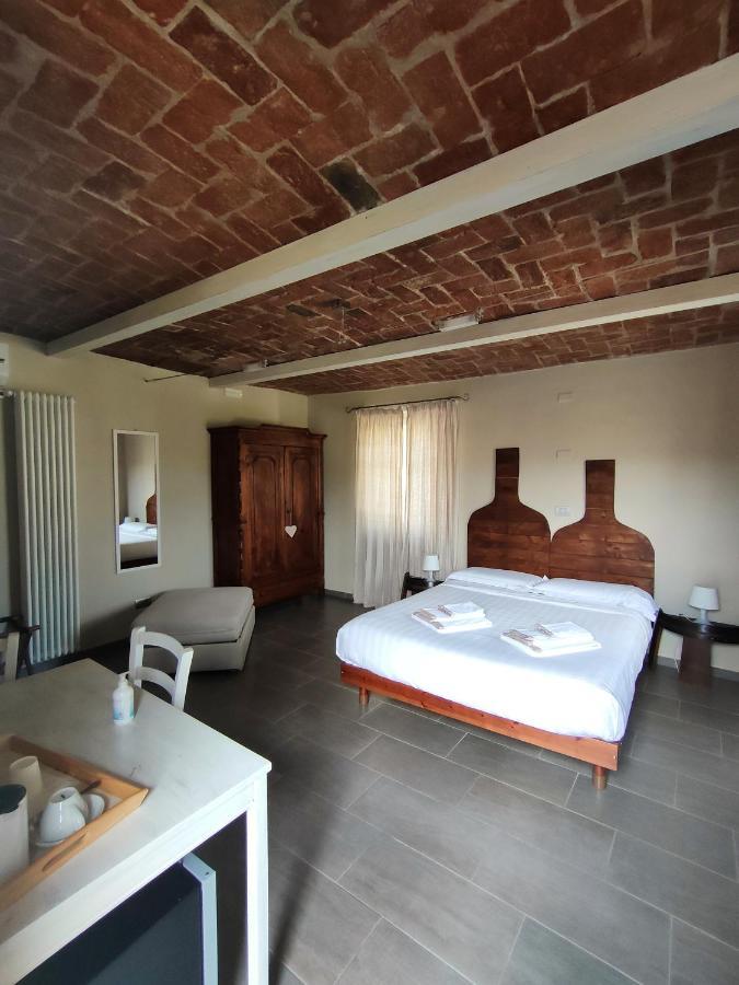 Cascina Bellonuovo Алба Екстериор снимка