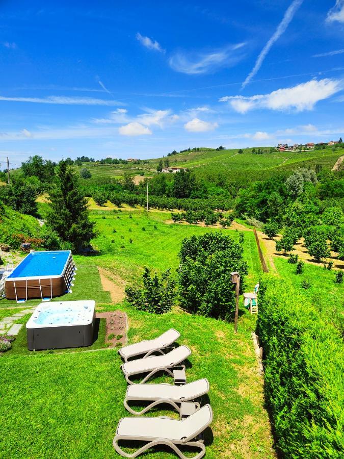 Cascina Bellonuovo Алба Екстериор снимка