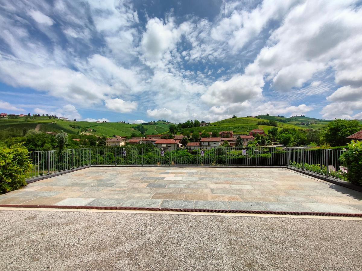 Cascina Bellonuovo Алба Екстериор снимка